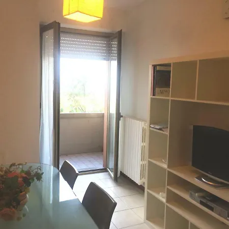 Appartement Trilo Con Tre Balconi *
