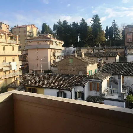 Appartement Trilo Con Tre Balconi